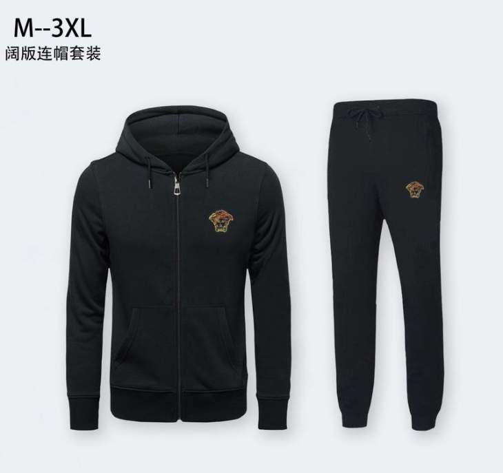 Picture of Versace Sweater Suits _SKUVersaceM-3XL1qr31342770